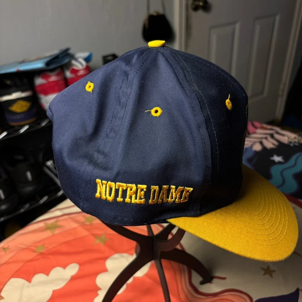 Vintage Notre Dame Fighting Irish Snapback Hat Competitor Navy Cap 90s College